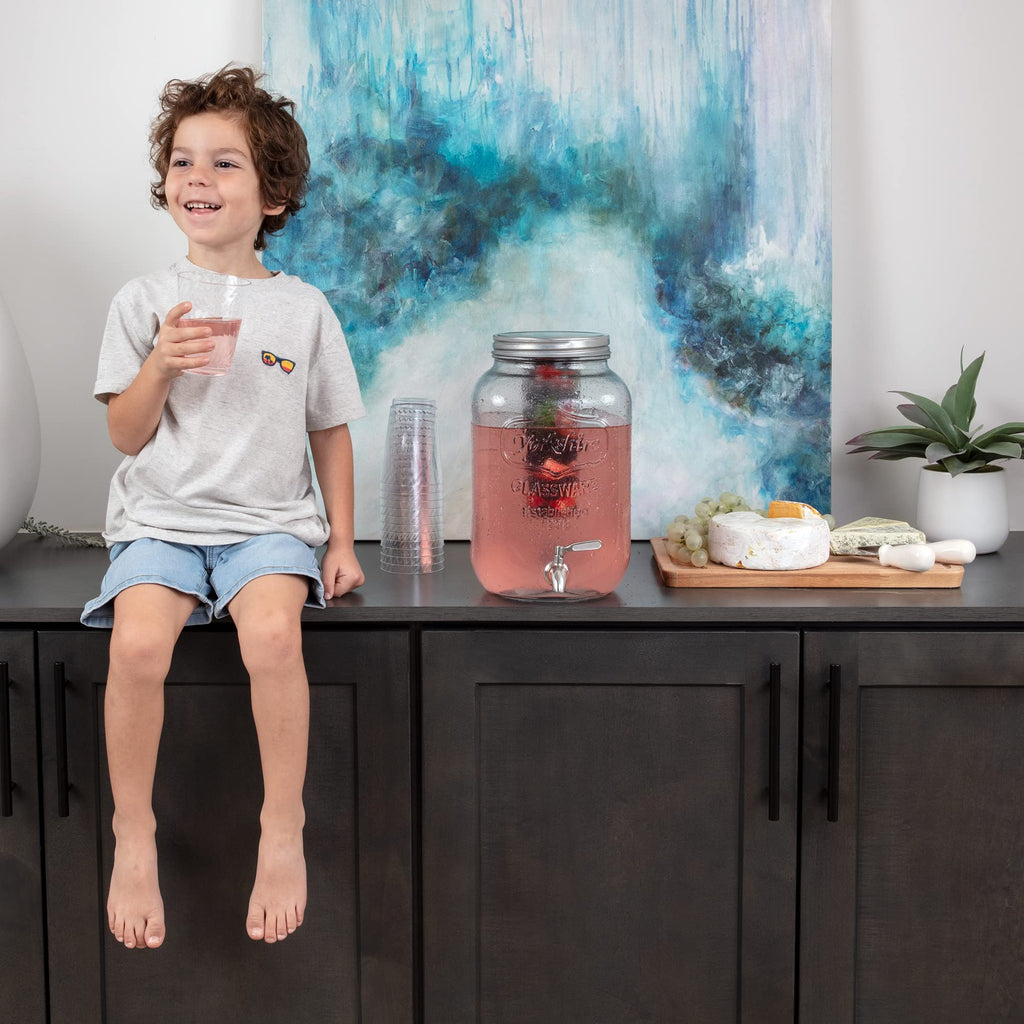 2-Gallon Glass Drink Dispenser with Spigot T1487