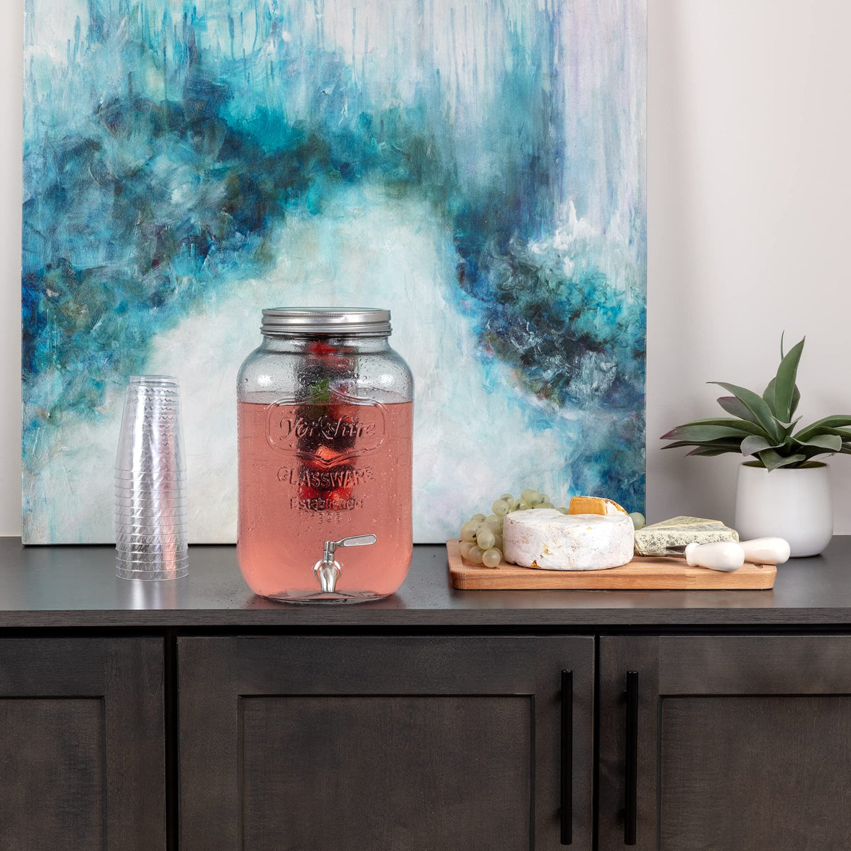 2-Gallon Glass Drink Dispenser with Spigot T1487